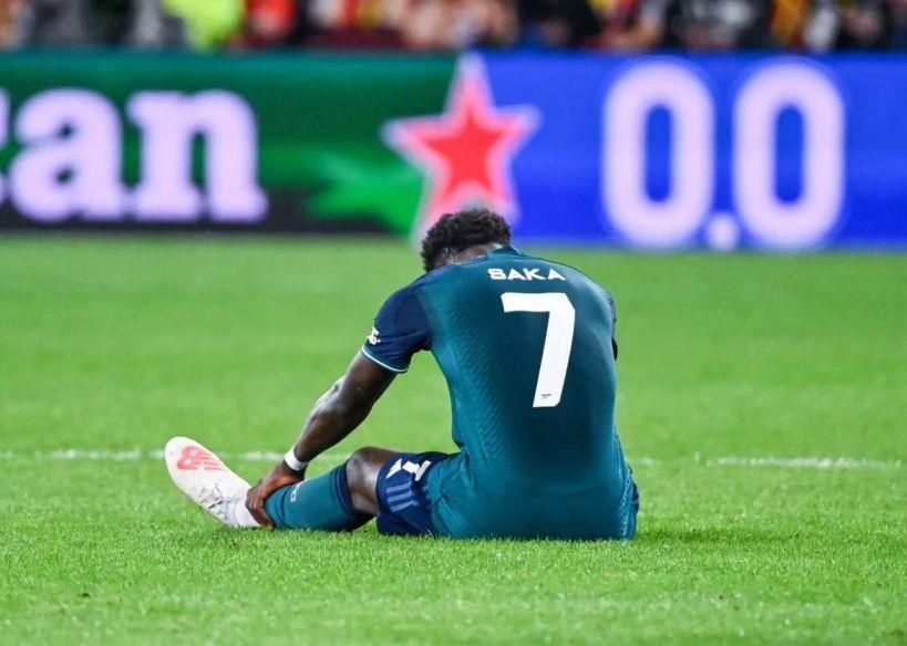 مخصمه‌ی آرسنال؛ مصدومیت ساکا و انتخاب‌های آرتتا برای گذار ازین وضعیت