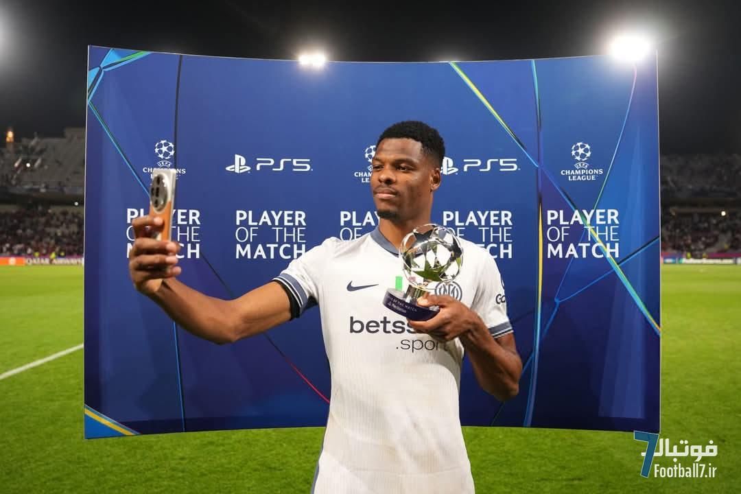 دنزل دومفرایز یا کافو؟! تحلیل فنی نمایش خیره‌کننده‌ی دومفرایز مقابل بارسلونا