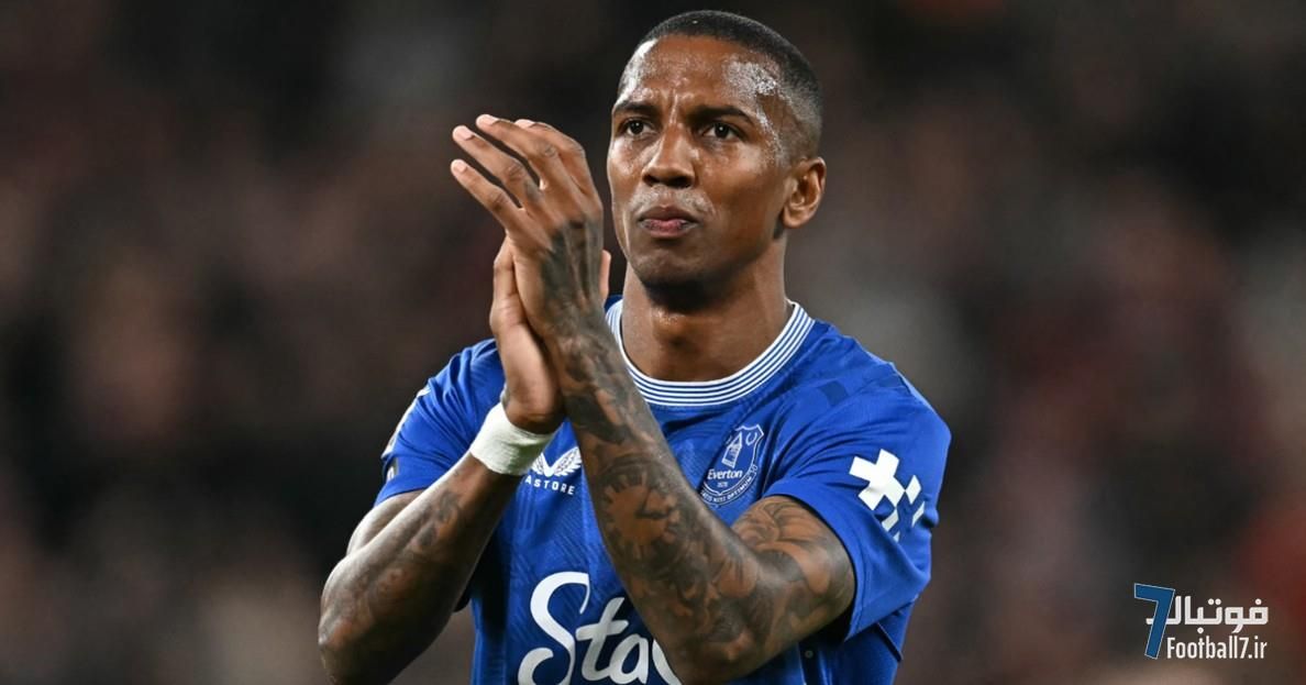 اشلی یانگ رسماً از اورتون جدا شد؛ خداحافظی در آخرین شب گودیسون پارک