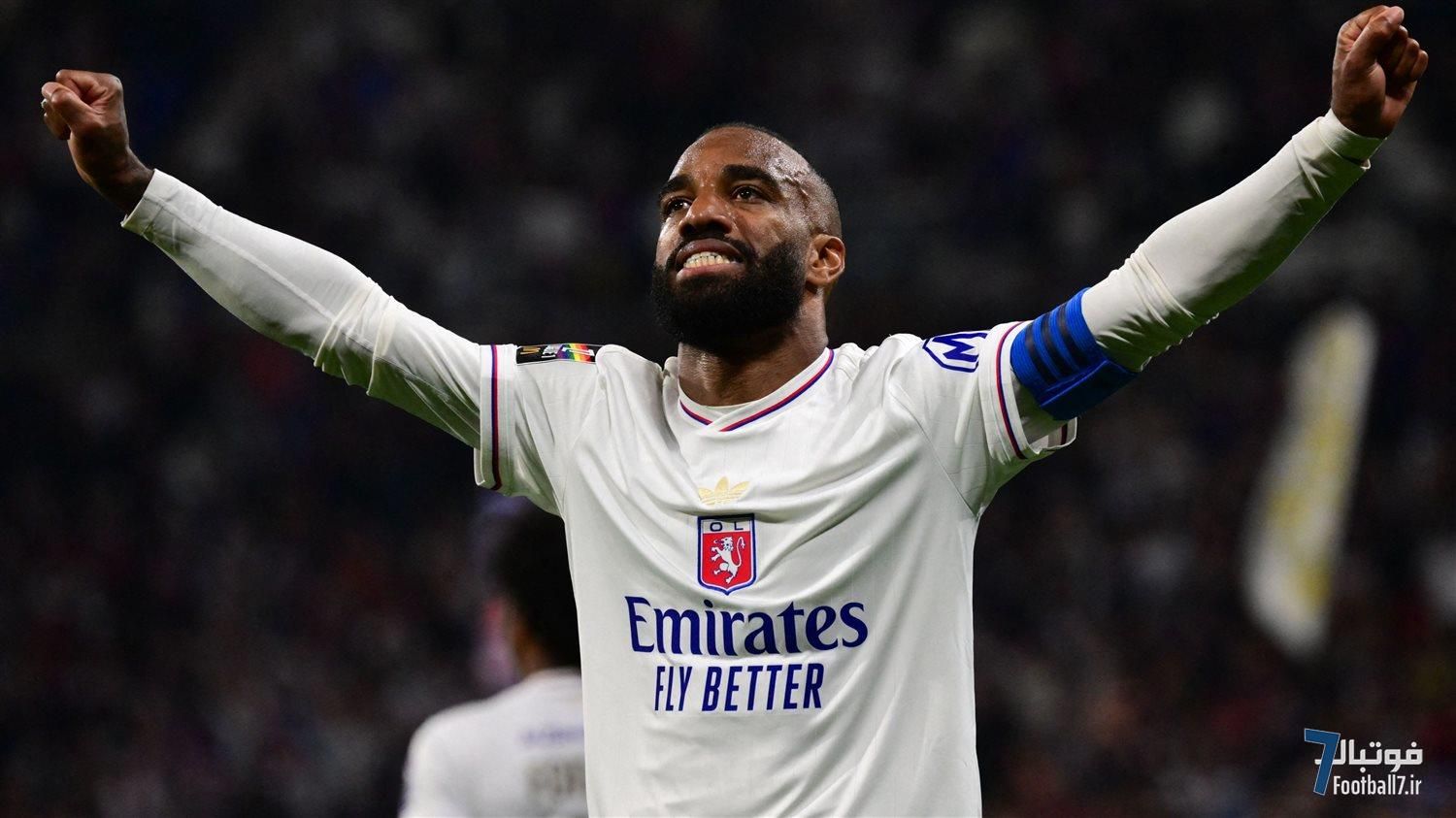 انتقال جنجالی: الکساندر لاکازت، کاپیتان سابق لیون، راهی عربستان شد!