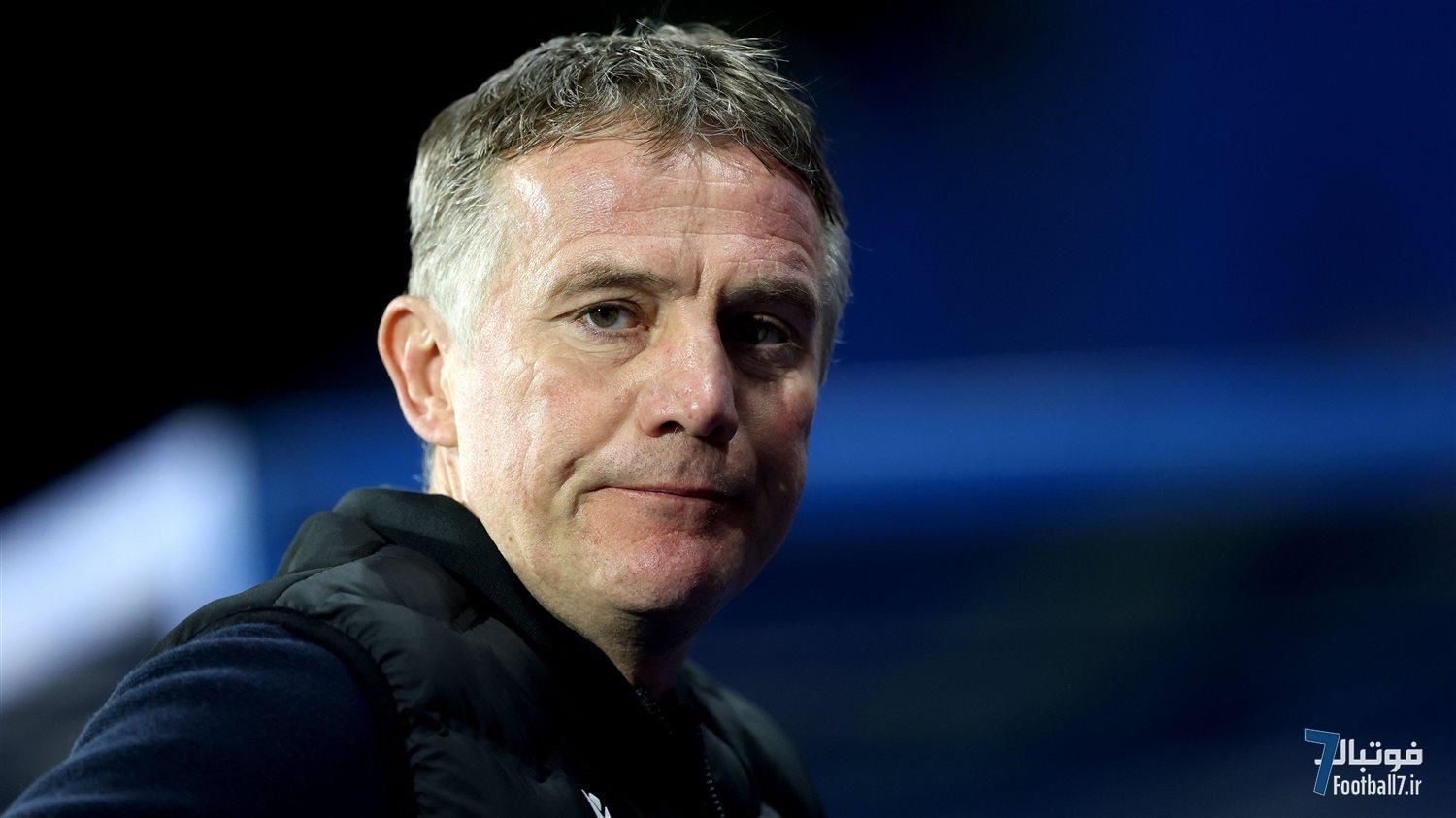 هشدار جدی فیل پارکینسن به رکسهام: چمپیونشیپ «لیگی بی‌رحم» است!