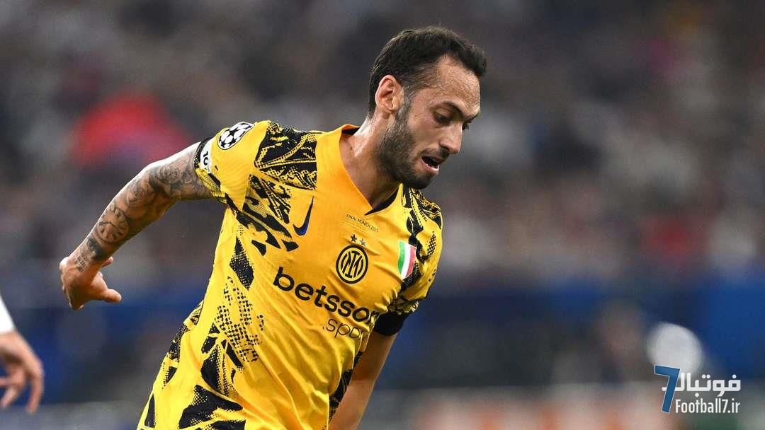 ورود منچستر یونایتد به رقابت برای هاکان چالهان‌اوغلو؛ جنگ قیمتی در انتظار است