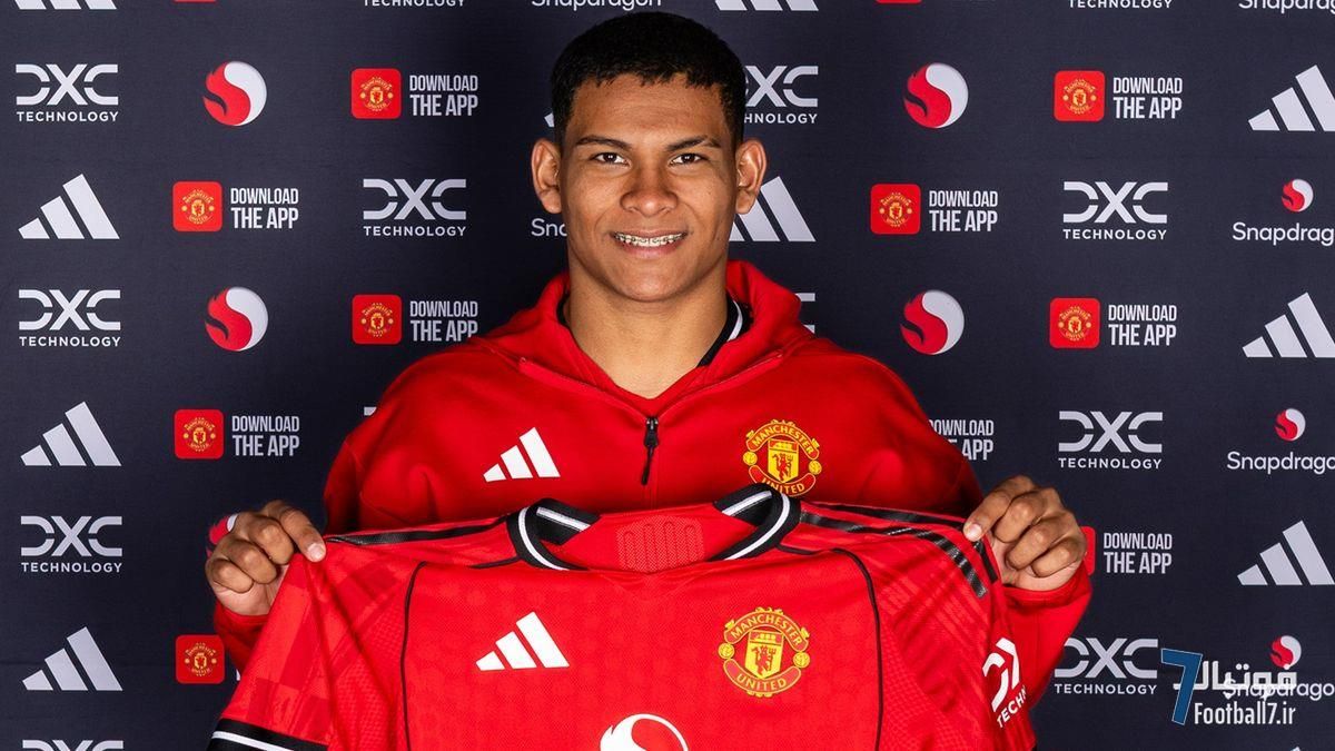 دیه‌گو لئون رسماً به منچستر یونایتد پیوست: شیاطین سرخ، دومین خرید تابستانی خود را نهایی کردند!