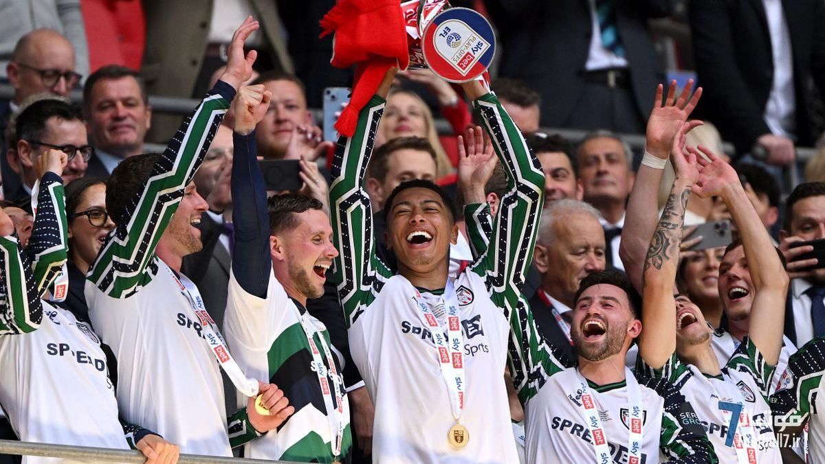 راهنمای جامع خرید بلیط بازی‌های ساندرلند در لیگ برتر ۲۰۲۵-۲۰۲۶: قیمت‌ها، بلیت فصلی و جایگاه ویژه