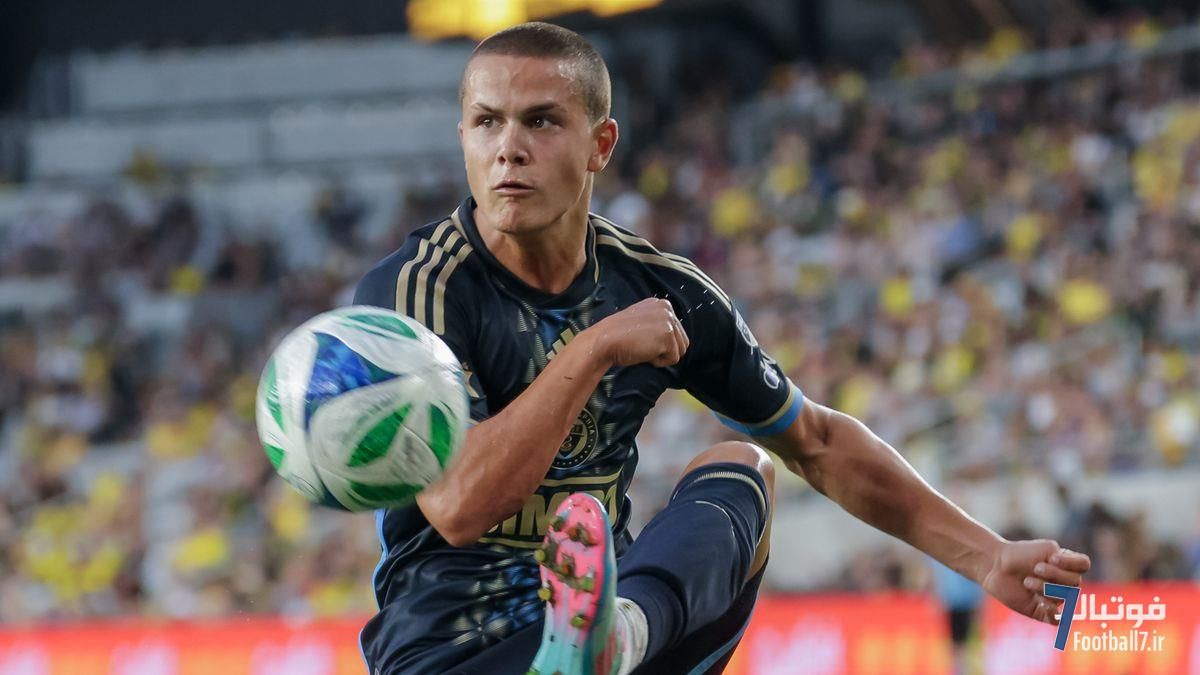 کاوان سالیوان، پدیده ۱۵ ساله آمریکا، در کمپ تمرینی منچسترسیتی