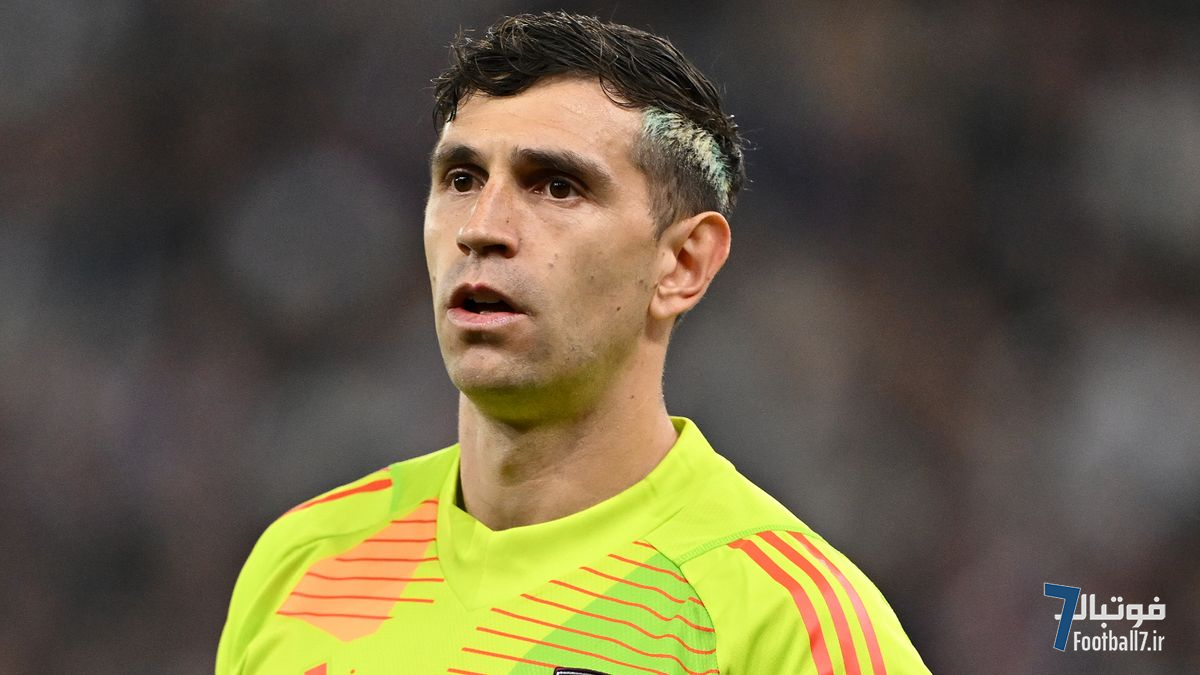 پیشنهاد جدی منچستریونایتد برای امیلیانو مارتینز؛ شیاطین سرخ به دنبال دروازه‌بان آرژانتینی پس از جذب برایان امبومو