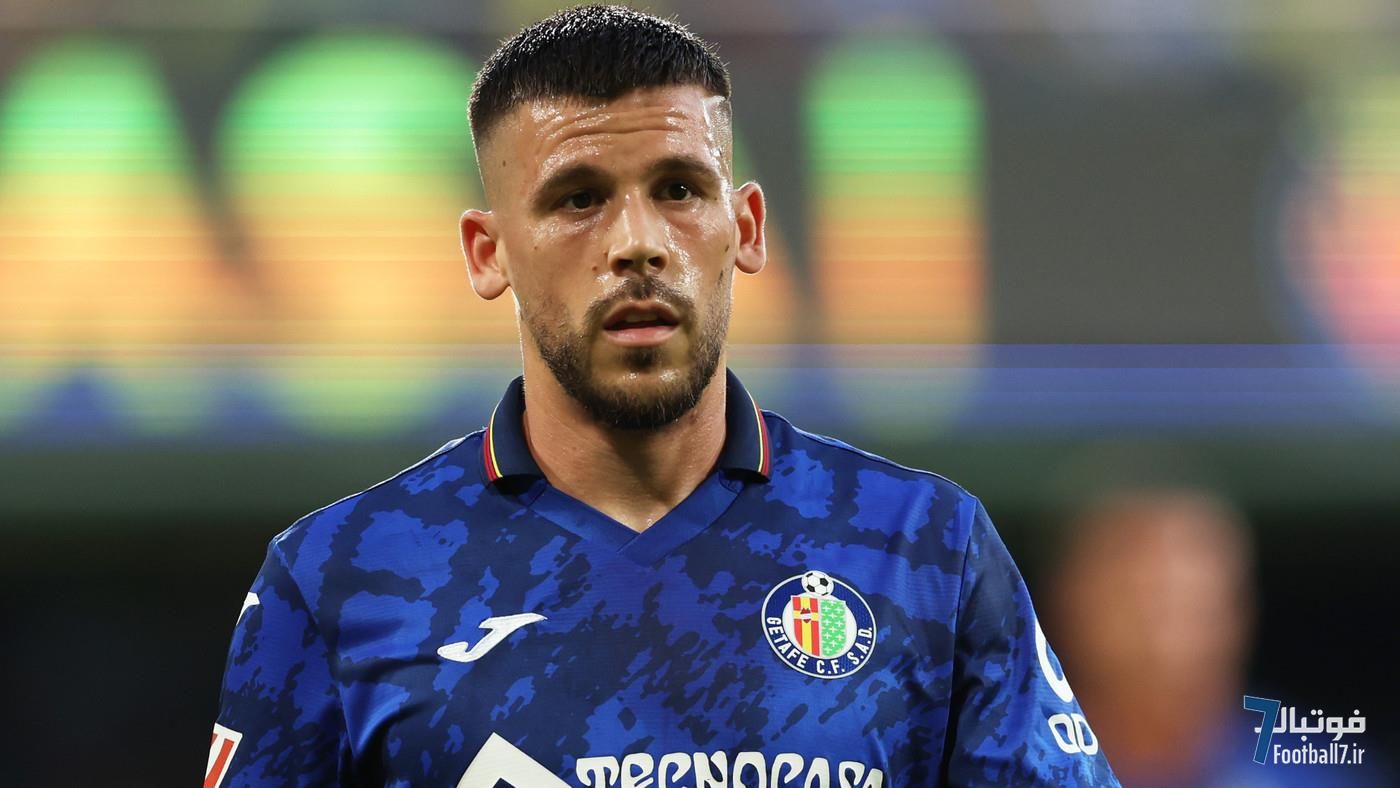 مصدومیت عجیب کارلس پرز؛ ستاره سابق بارسلونا در بیمارستان بستری شد