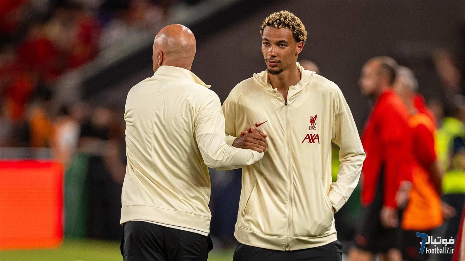 ترکیب احتمالی لیورپول با حضور همزمان الکساندر ایساک و هوگو اکیتیکه