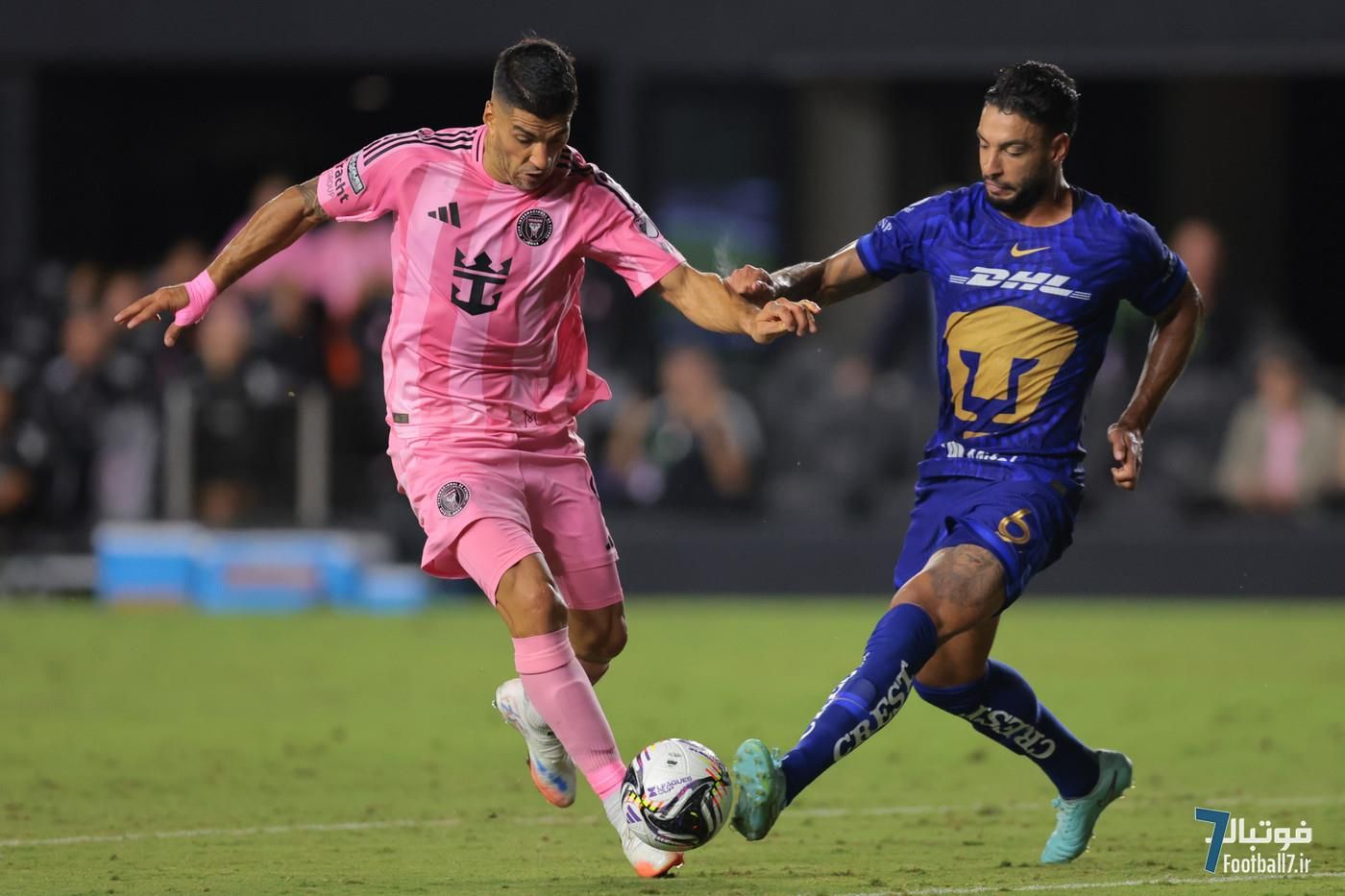 تمجید ویژه ماسچرانو از لوئیز سوارز؛ «تواضعی که در ستارگان نادر است!»