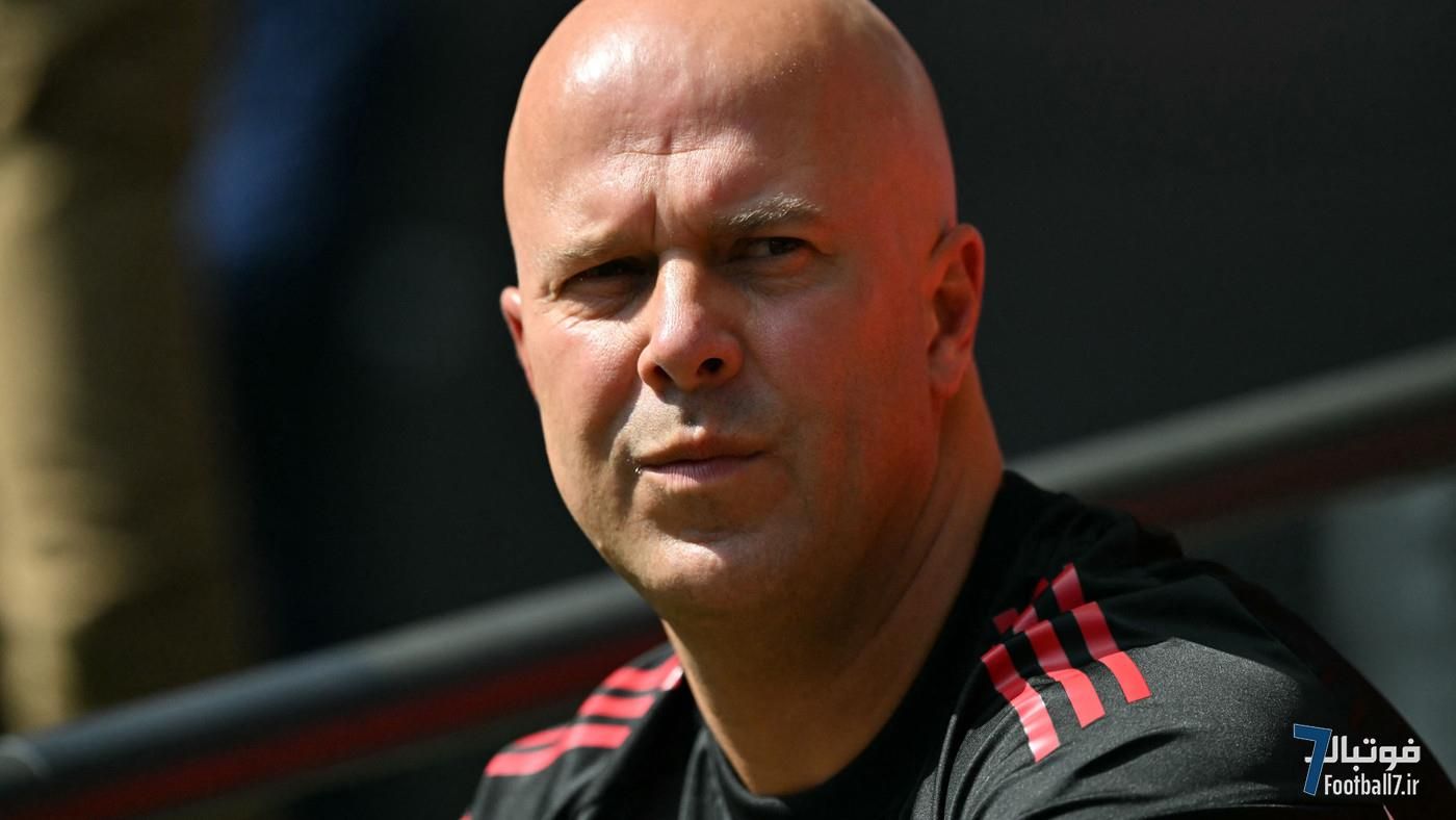 آرنه اسلوت از واکنش جنجالی هواداران به سکوت یک دقیقه‌ای برای دیوگو ژوتا می‌گوید