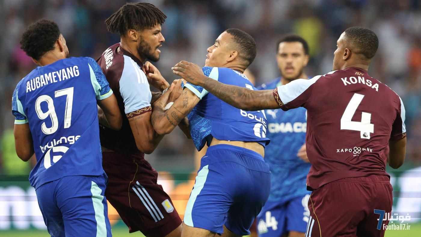 اتهام جنجالی به میسون گرین‌وود: آب دهان به ستاره استون ویلا و درگیری با تایرون مینگز!