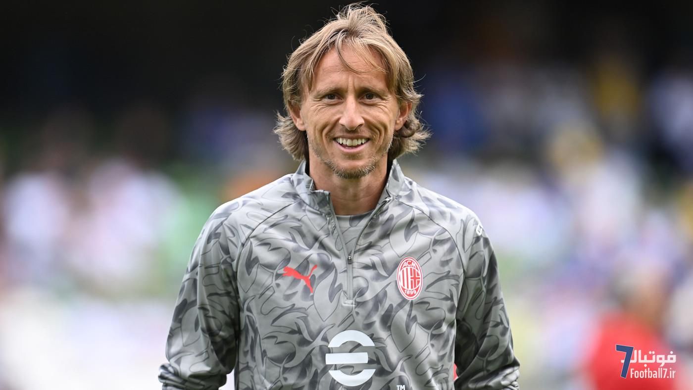 سانتیاگو خیمنز در سودای قهرمانی با آث میلان: انرژی مضاعف از حضور لوکا مودریچ و ماسیمیلیانو آلگری