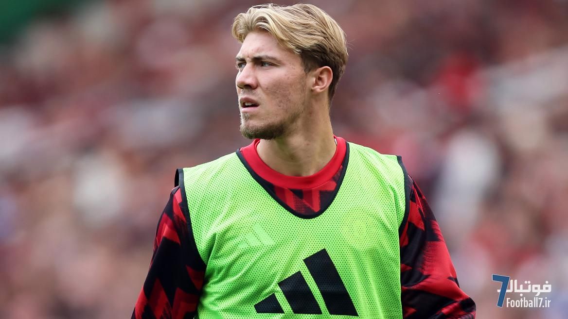 آینده نامعلوم راسموس هویلوند: فولام در رقابت با آث میلان برای جذب مهاجم منچستریونایتد