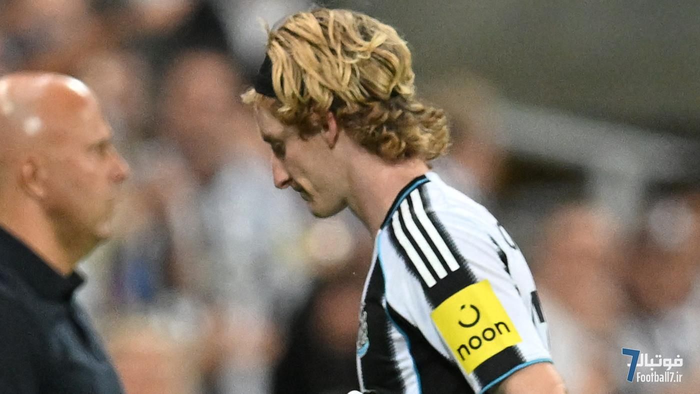 کارت قرمز آنتونی گوردون؛ اخراج ستاره نیوکاسل و پیروزی دراماتیک لیورپول مقابل ۱۰ نفره‌ها