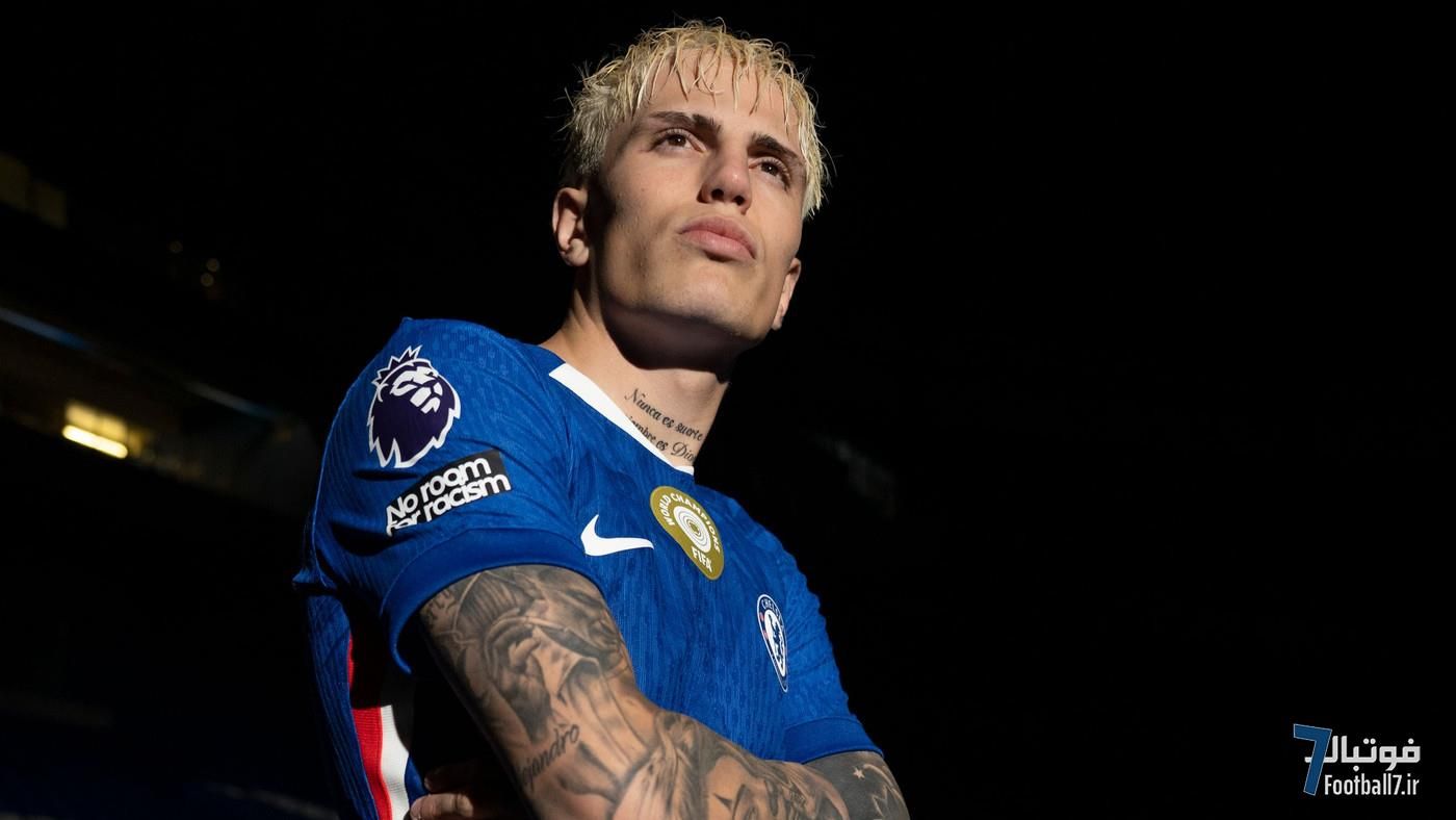 انتقال پرحاشیه آلخاندرو گارناچو به چلسی: اتهام «بی‌احترامی» به منچستر یونایتد و تقلید از رونالدو!