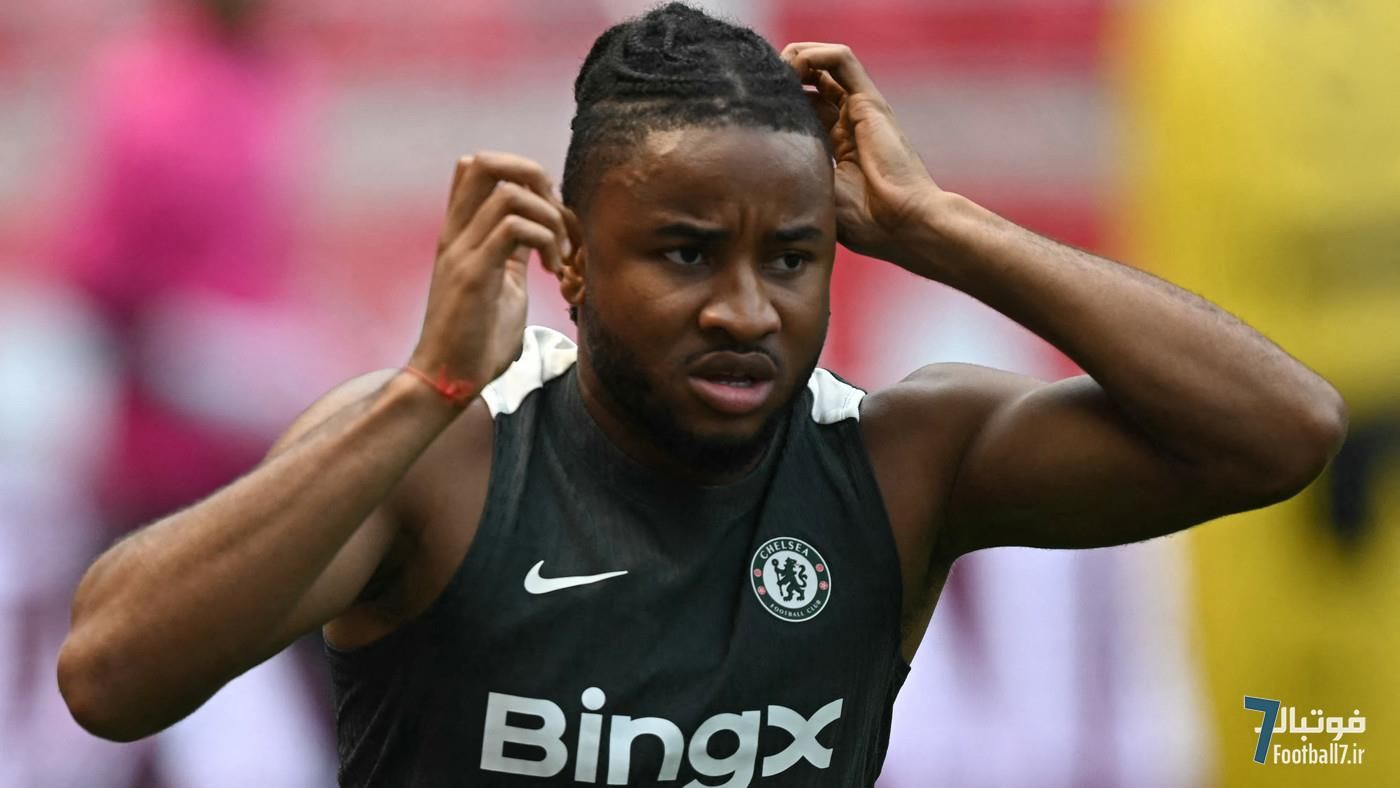 کریستوفر انکونکو دلیل ناکامی‌اش در چلسی را فاش کرد: "من هنوز همان بازیکن سابق هستم!"