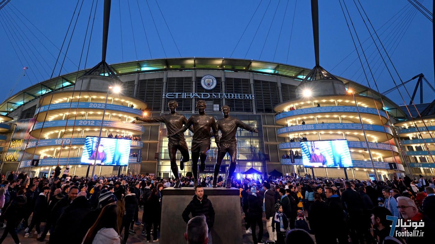 منچسترسیتی ۵۰۰ هزار پوند برای استعداد ۱۴ ساله برنلی خرج می‌کند: ویلیام استنلی-جونز در مسیر فیل فودن و کول پالمر