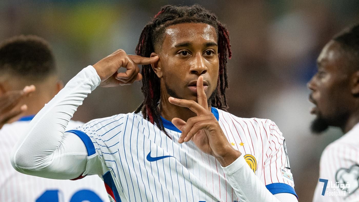 جادوگر جدید خروس‌ها: تمجید دایو اوپامکانو، آنتوان گریزمان و دیدیه دشان از مایکل اولیسه