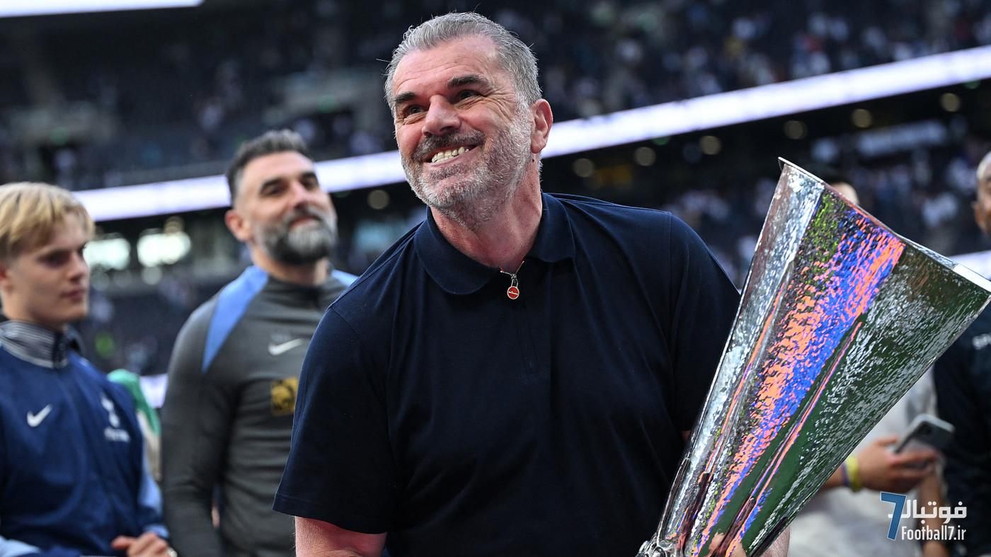 آنگه پوستکوگلو، سرمربی جدید ناتینگهام فارست، در آستانه جدال با آرسنال: «تاکتیک تهاجمی من برای پیروزی است!»