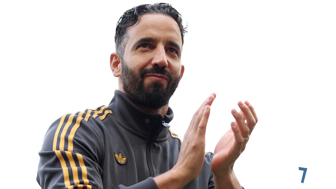 روبن آموریم، سرمربی منچستریونایتد: «او با زبان‌بازی شغلش را به دست آورد!»؛ تیم شروود در کنار وین رونی به افت شیاطین سرخ می‌تازد.