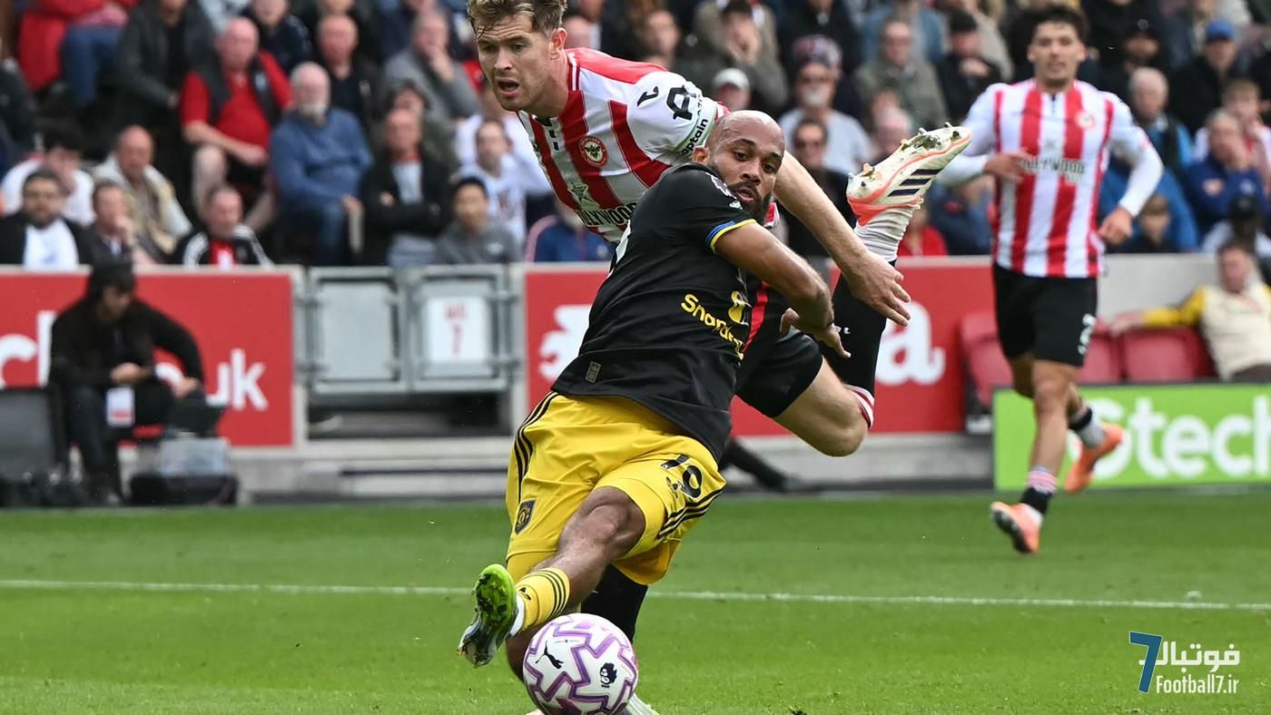 جنجال داوری در لیگ برتر: خشم هواداران منچستر یونایتد و اعتراف پی‌جی‌ام‌او‌ال به اشتباه درباره اخراج نشدن نیتن کالینز