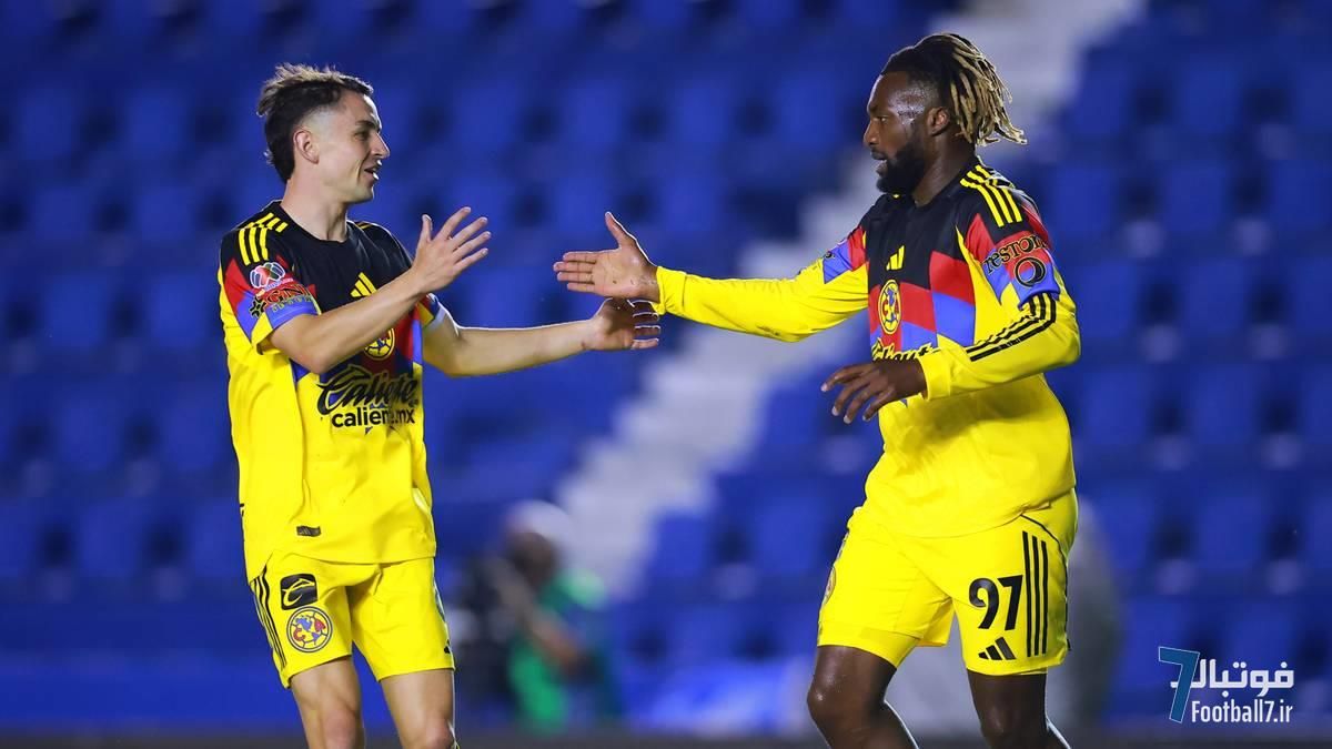 خاویر آگیره درهای تیم ملی مکزیک را به روی آلوارو فیدالگو باز کرد: ستاره کلوب آمریکا تا جام جهانی ۲۰۲۶ واجد شرایط می‌شود