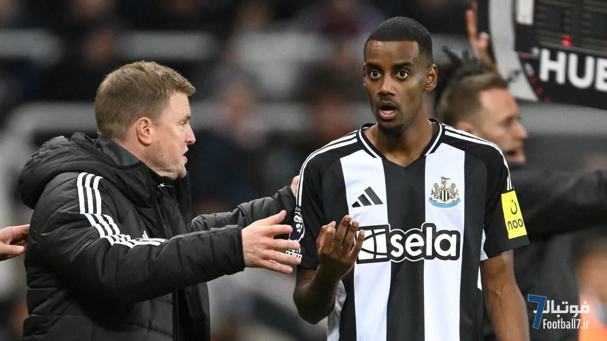 الکساندر ایزاک: نمی‌خواهم به تنش با ادی هاو فکر کنم؛ از زمان پیوستن به لیورپول حرف نزده‌ایم