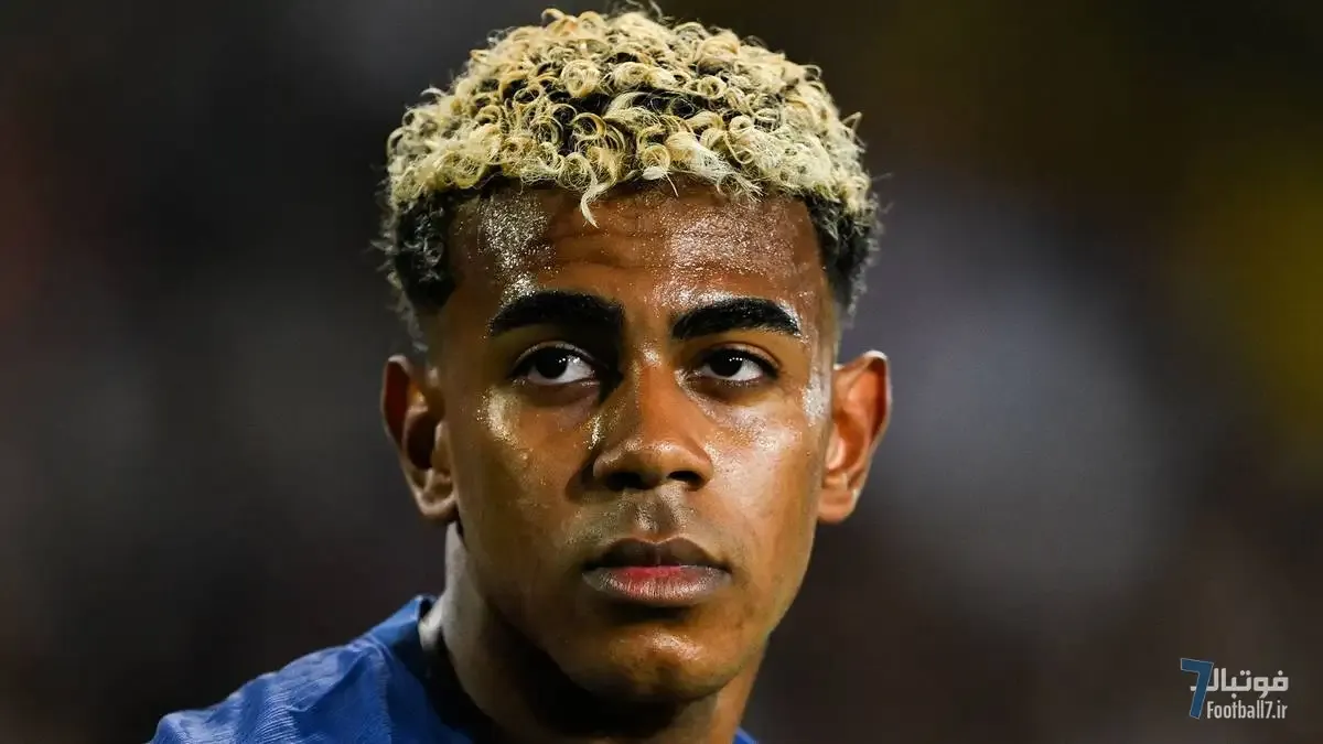 تصمیم جنجالی لامین یامال: ستاره بارسلونا از امضای رایگان طرفداران پول درمی‌آورد