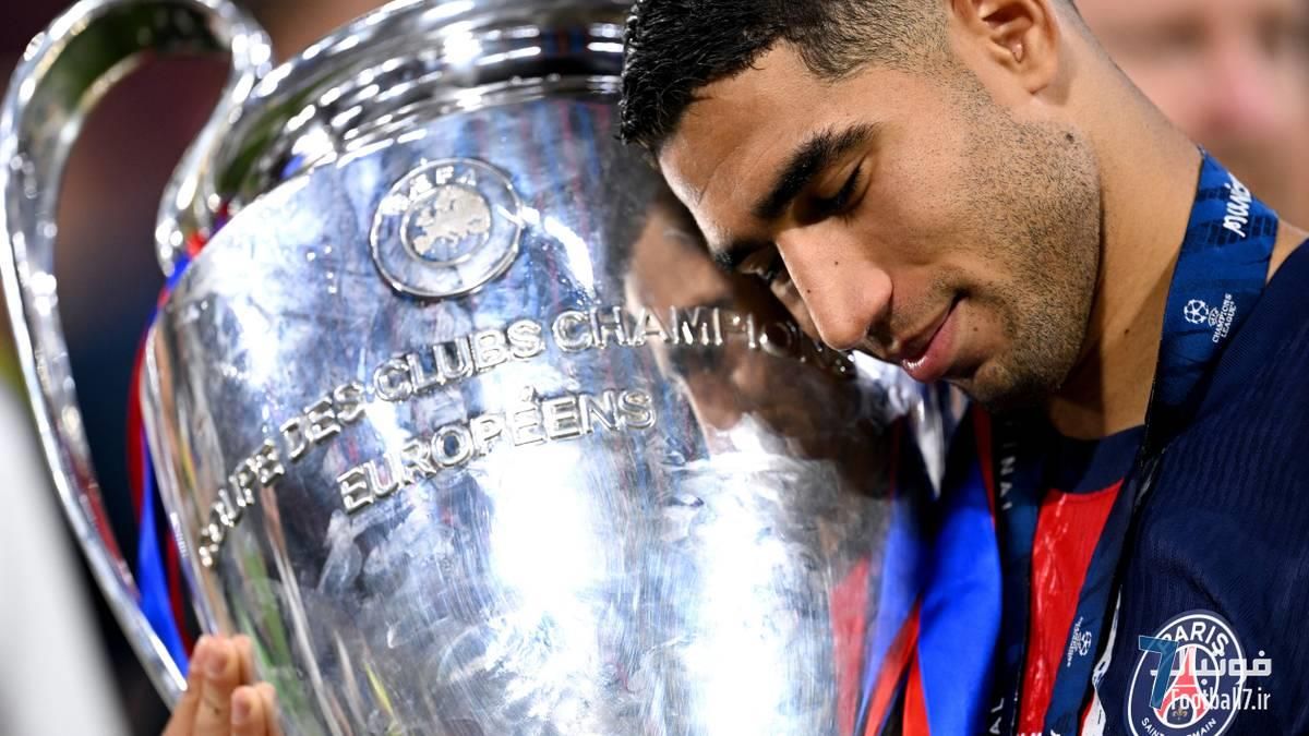 اشرف حکیمی بالاتر از محمد صلاح؛ ستاره پاری سن ژرمن بهترین بازیکن سال آفریقا شد