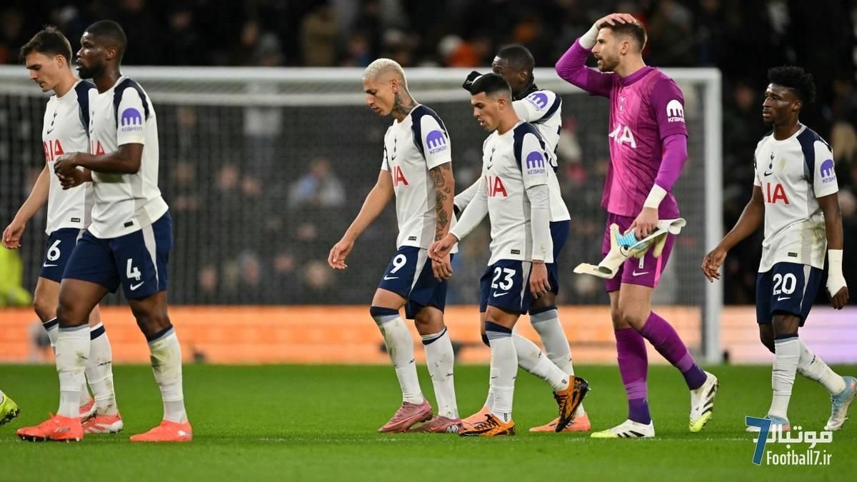 تنش در تاتنهام؛ دلیل اصلی قطع ارتباط بازیکنان با هواداران پس از شکست مقابل فولام