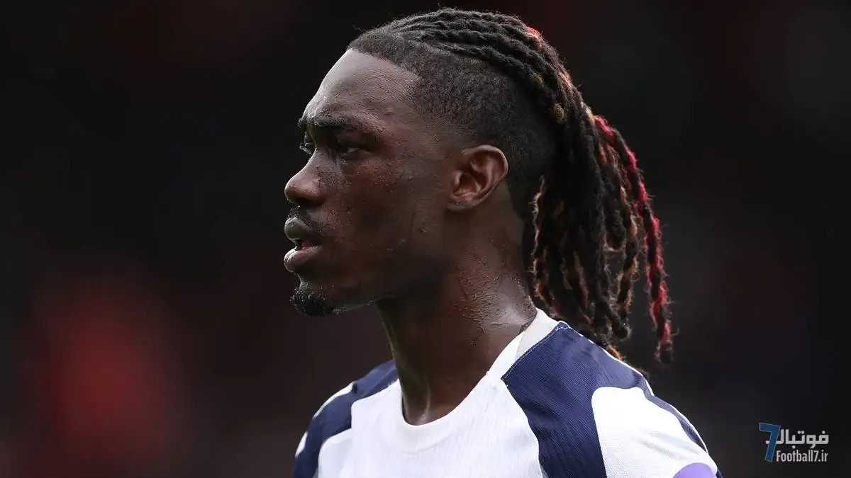 پایان کار یوو بیسوما در تاتنهام؛ مجدداً رسوایی گاز خنده برای ستاره مالی