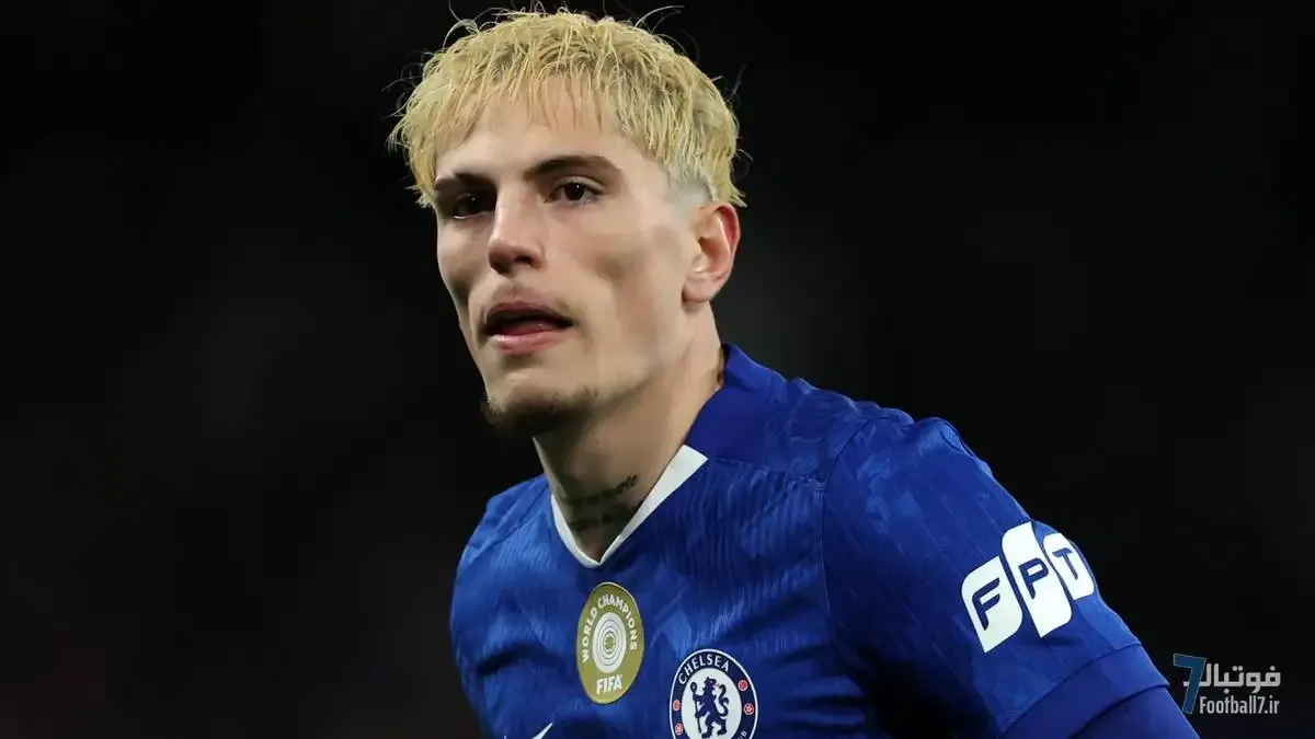 انتقاد تند گری نویل از ستاره سابق منچستریونایتد؛ گارناچو در چلسی «اعتماد به نفسش را کاملاً باخته است»