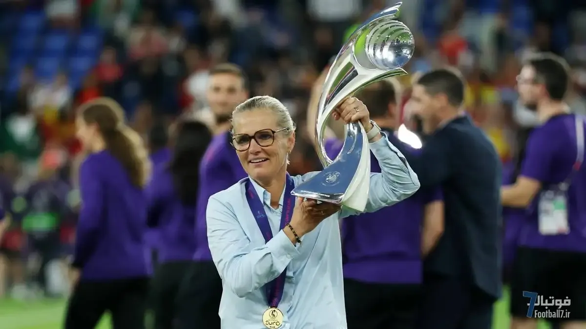 تمدید قرارداد سارینا ویگمن؛ مربی انگلیس: هیچ چیزی تمرکز ما برای صعود به جام جهانی زنان ۲۰۲۷ را به هم نمی‌ریزد