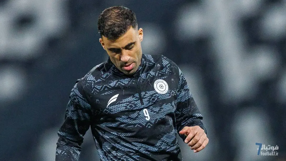 جنجال در ورزشگاه؛ استقبال سرد هواداران النصر از عبدالرزاق حمدالله